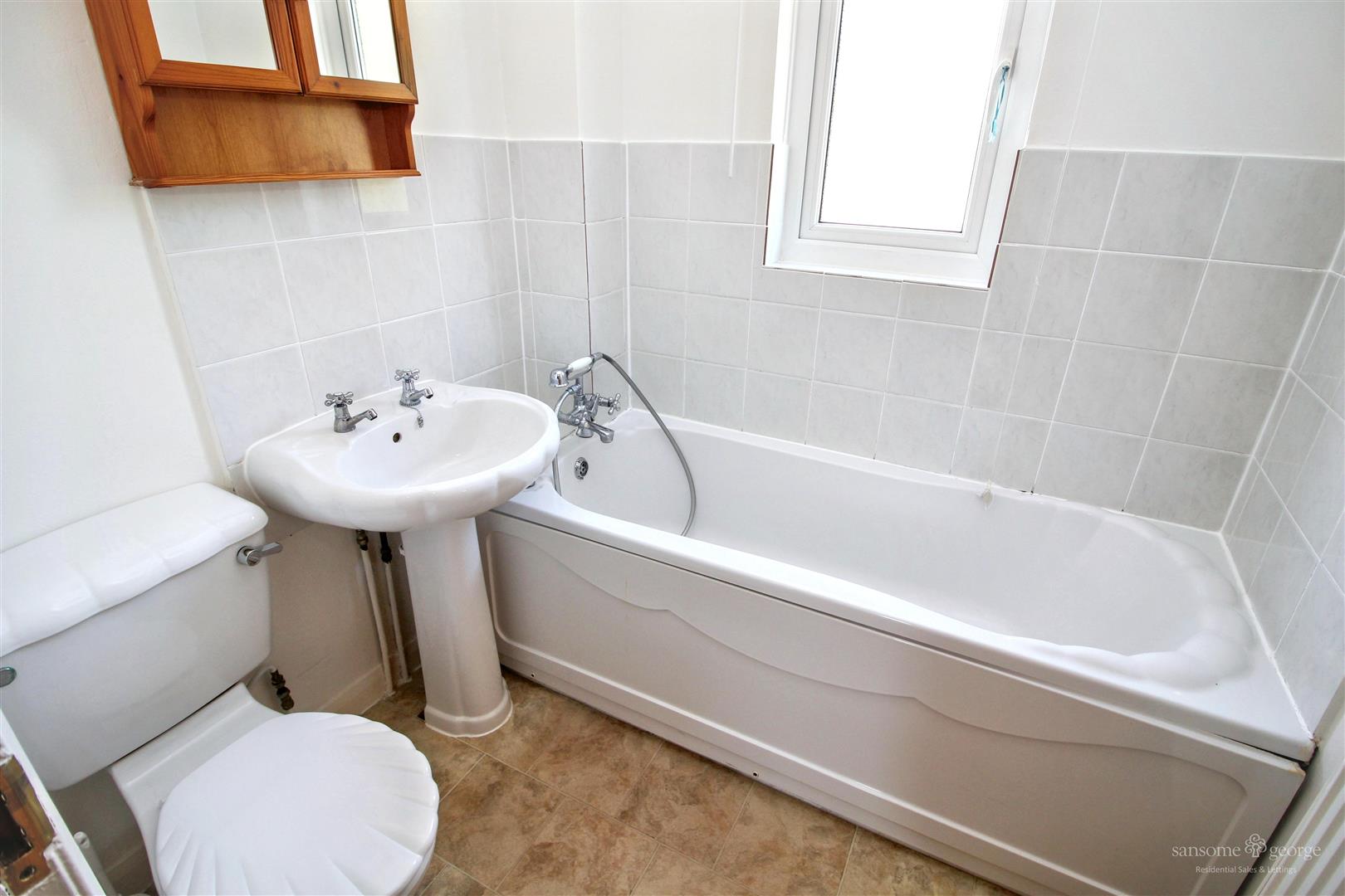Caistor Close, Calcot, Reading